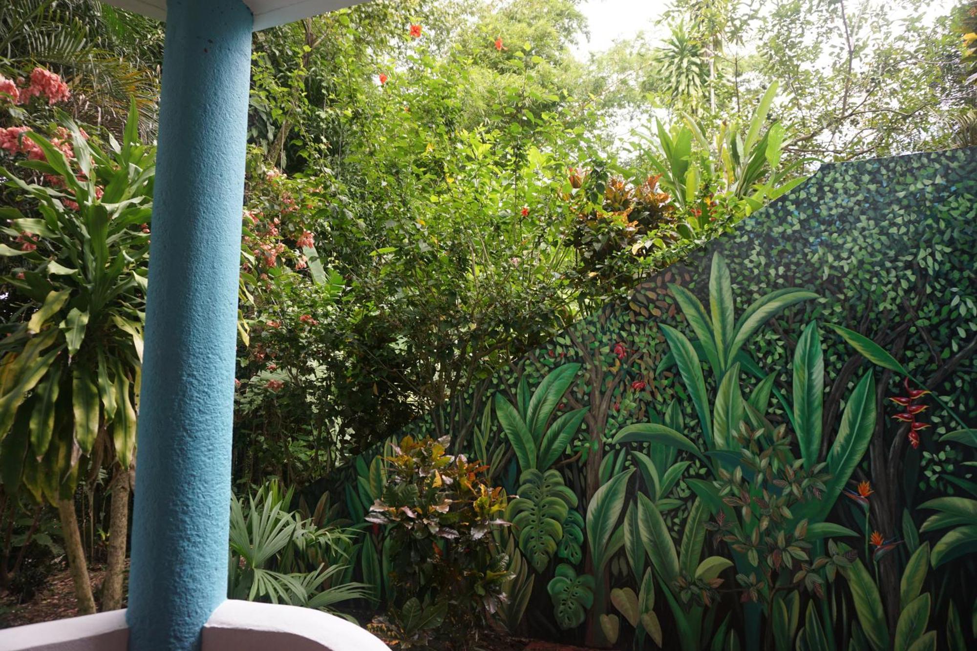 Hotel Planeta Sano Nationalpark Nationalpark Manuel Antonio Exterior foto